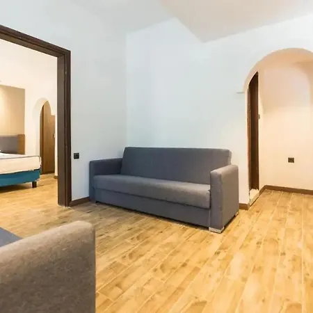فندق Adella Garden Marina كوشاداسيه